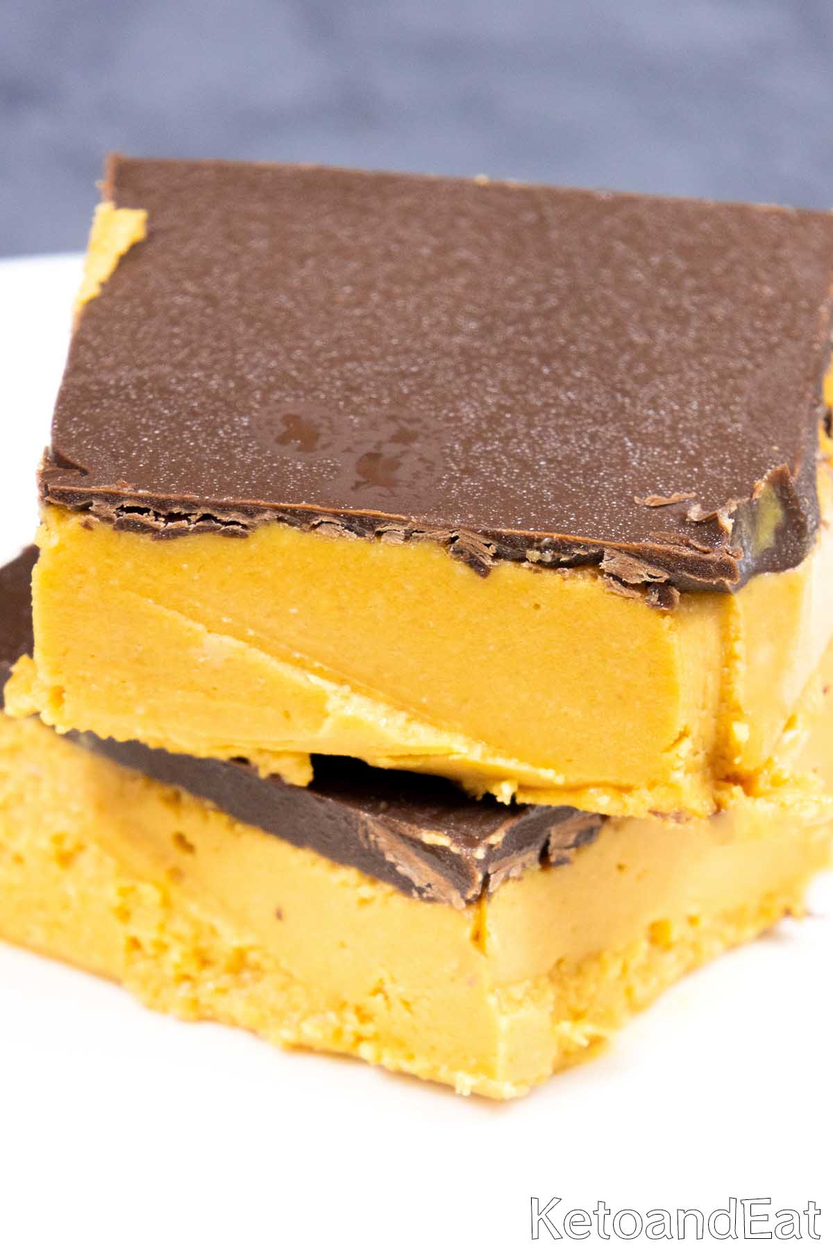 Low Carb Keto Peanut Butter Bars