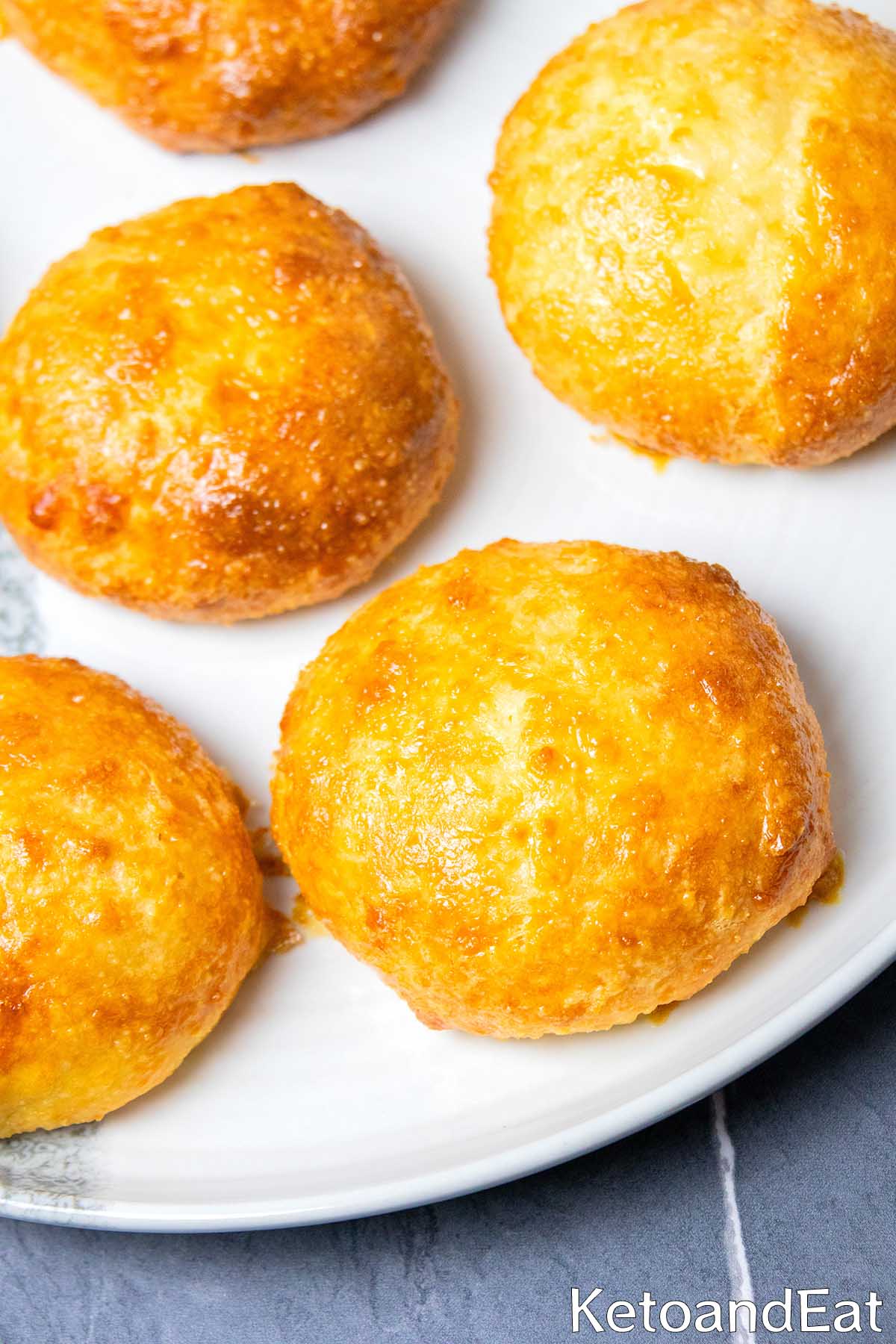 Low Carb Keto Rolls