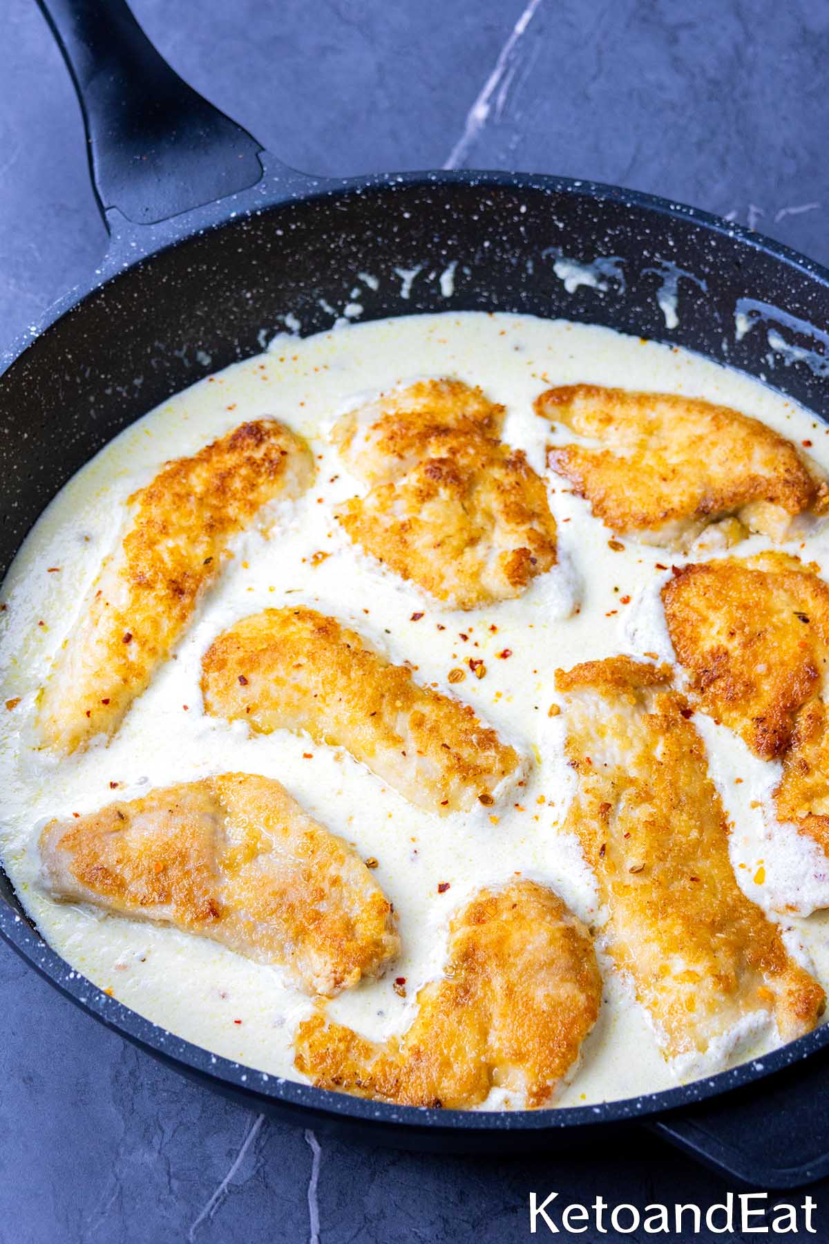 Low Carb One Pan Creamy Chicken