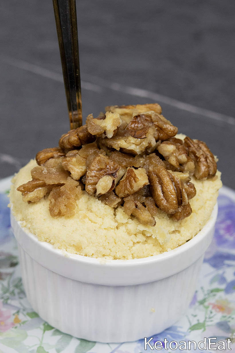 Low Carb Pecan Pie Mug Cake