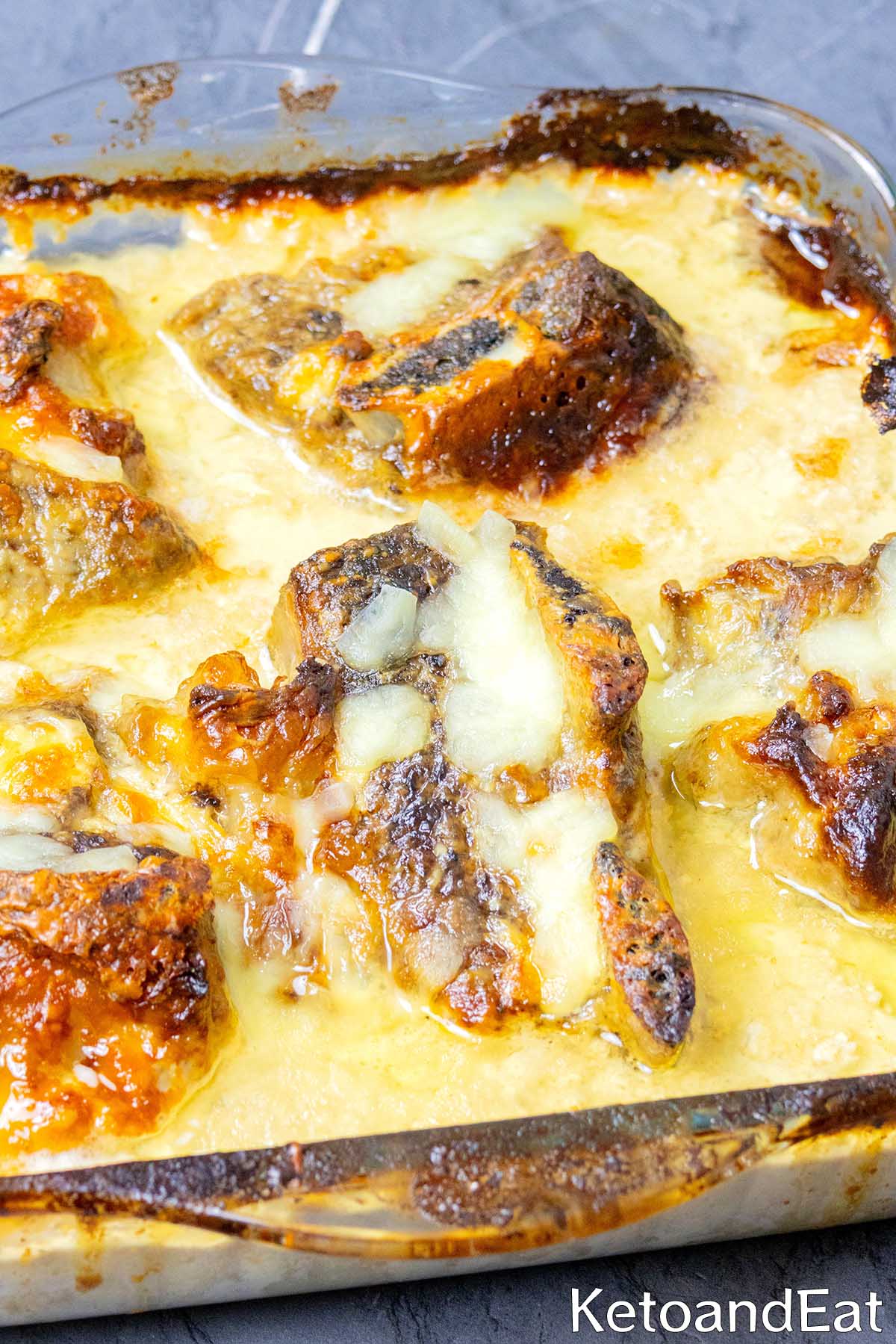 Low Carb Roast Beef in Cream Sauce