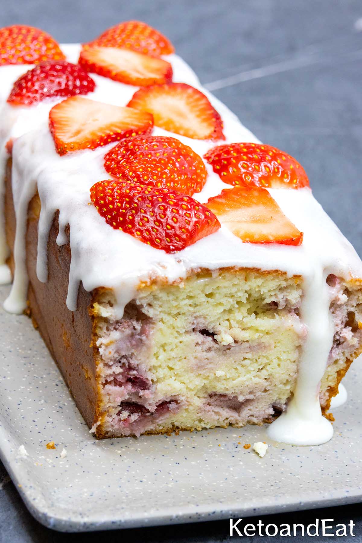 Low Carb Strawberry Lemonade Cake