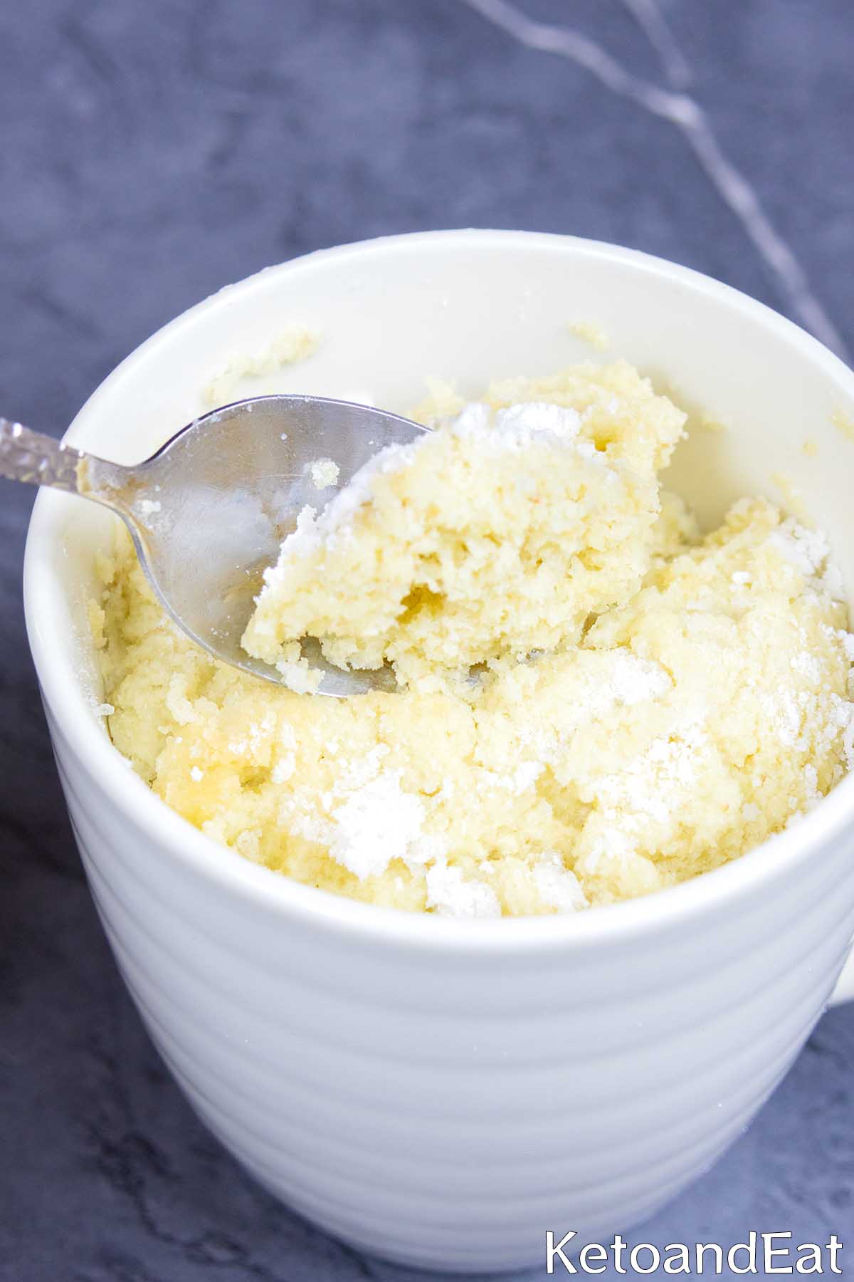 Low Carb Vanilla Mug Cake
