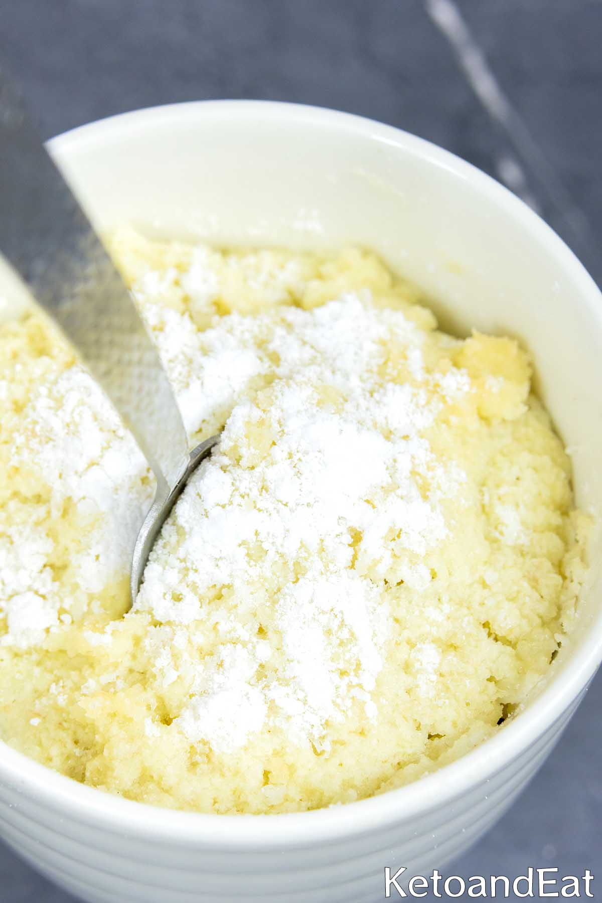 Low Carb Vanilla Mug Cake Recipe