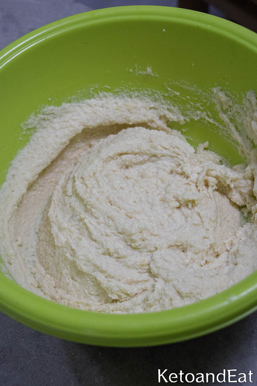 Mixed Butter Keto Yogurt Cake 