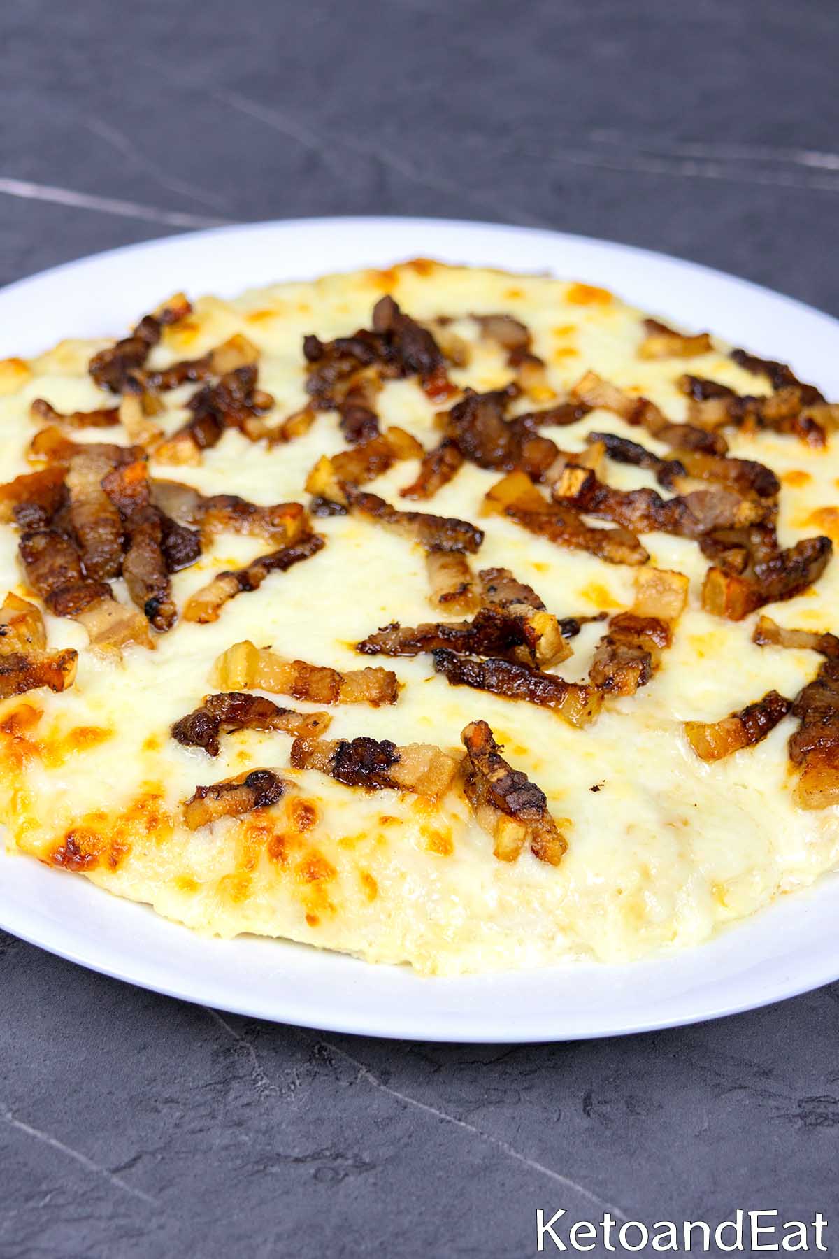 No Carb Alfredo Pizza