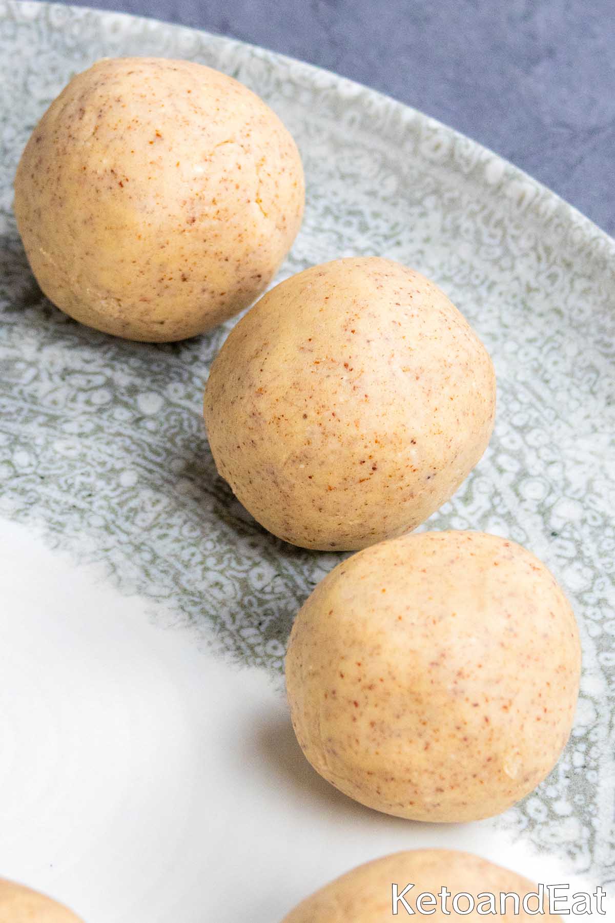 Protein Cake Balls