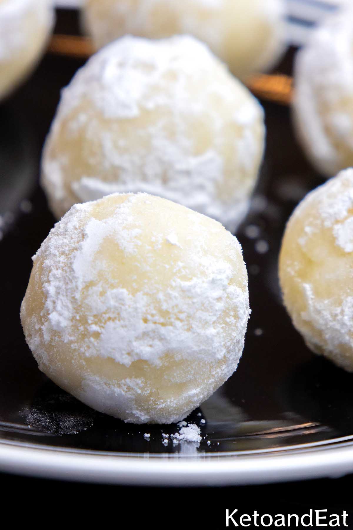 Keto Snowball Cookies
