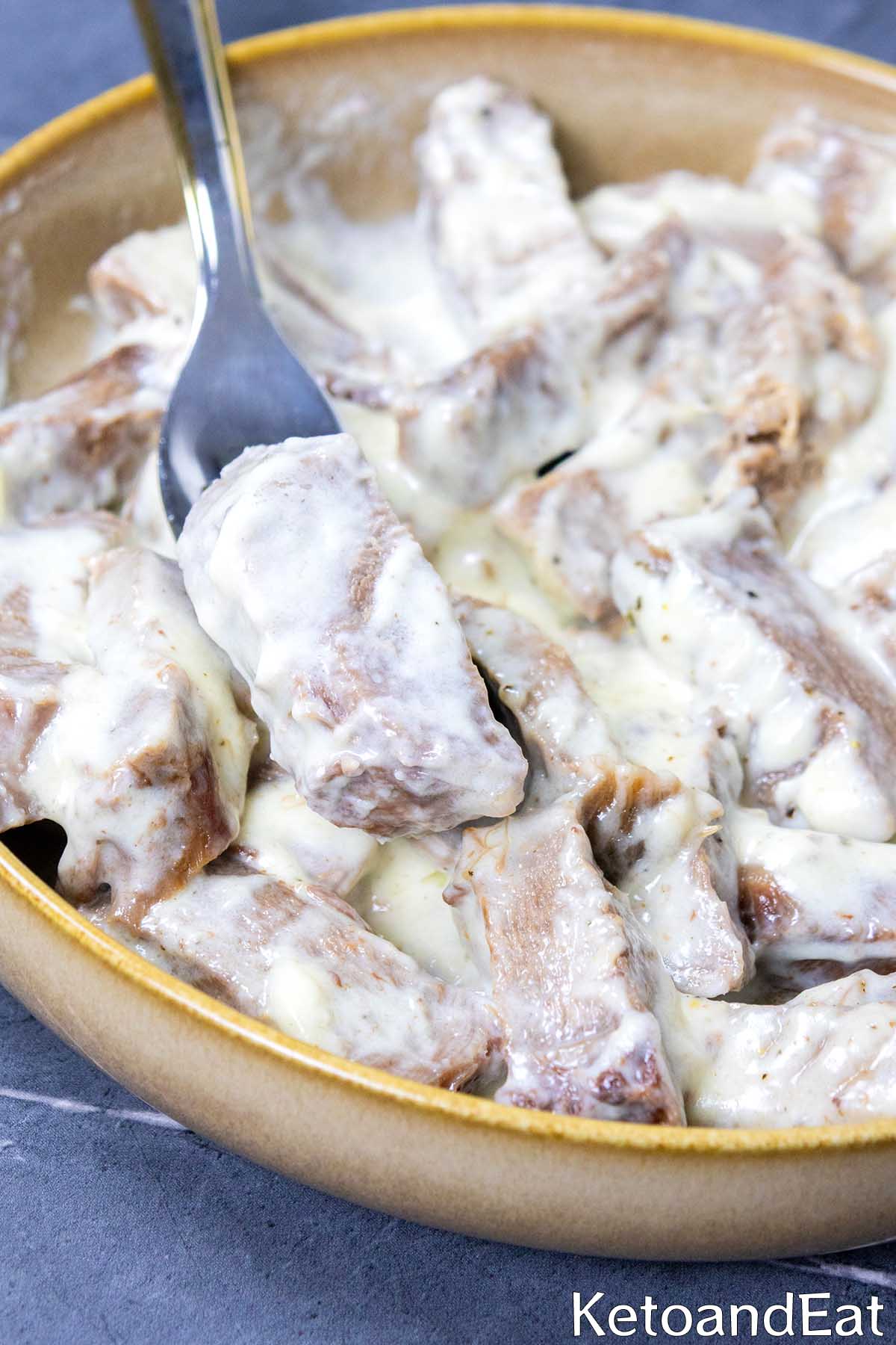 Tongue in Cream Sauce