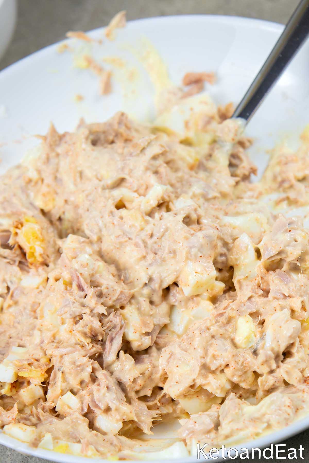 Tuna & Eggs Salad