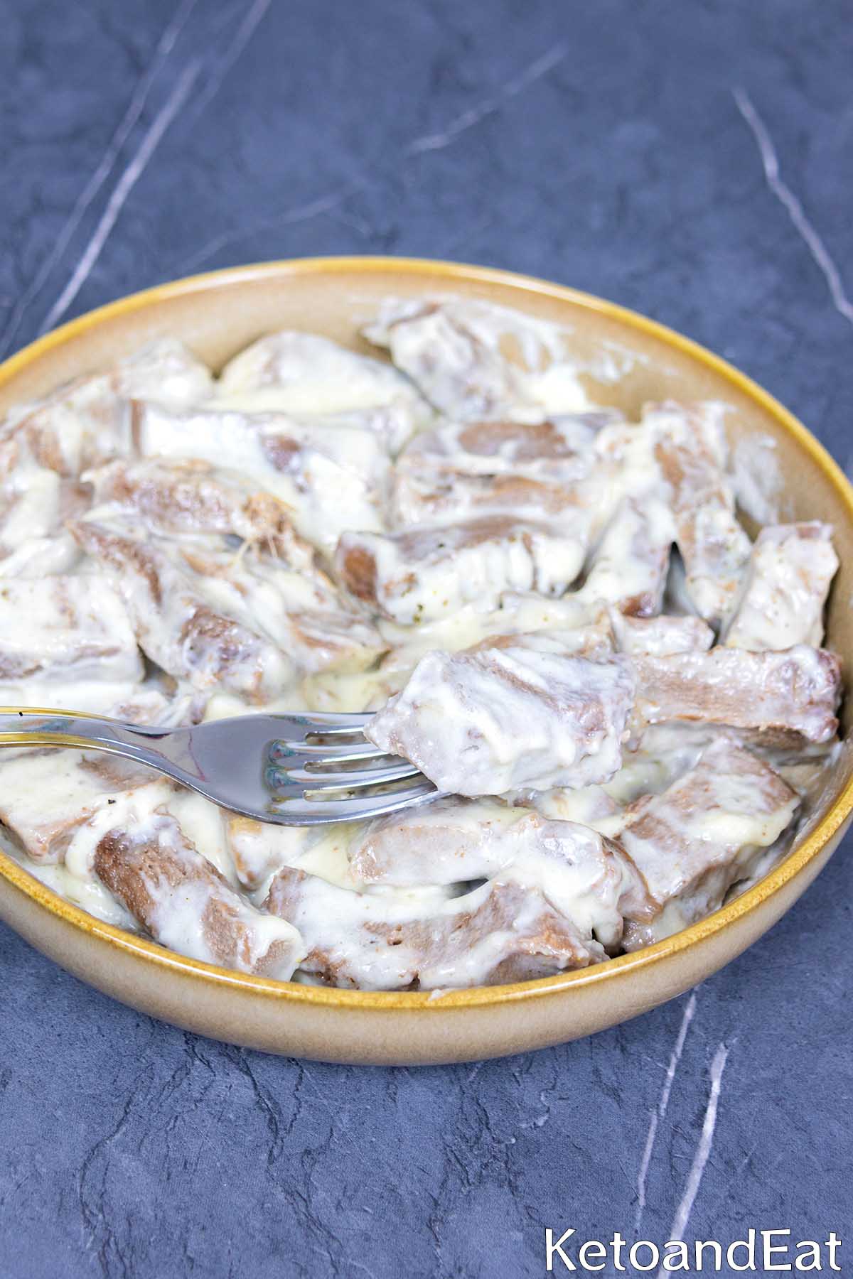 Yummy Tongue in Cream Sauce