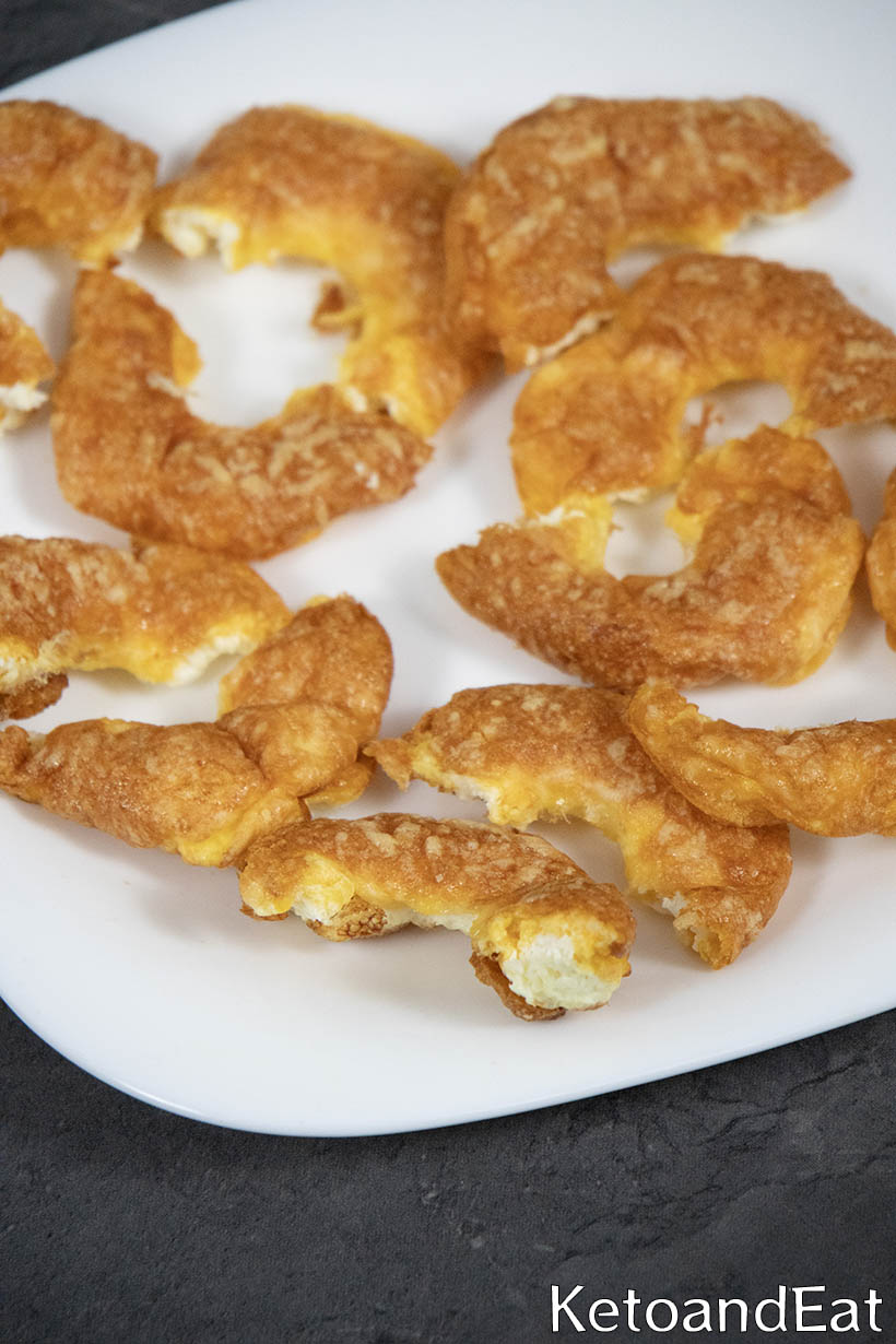 Zero Carb Cheddar Bites