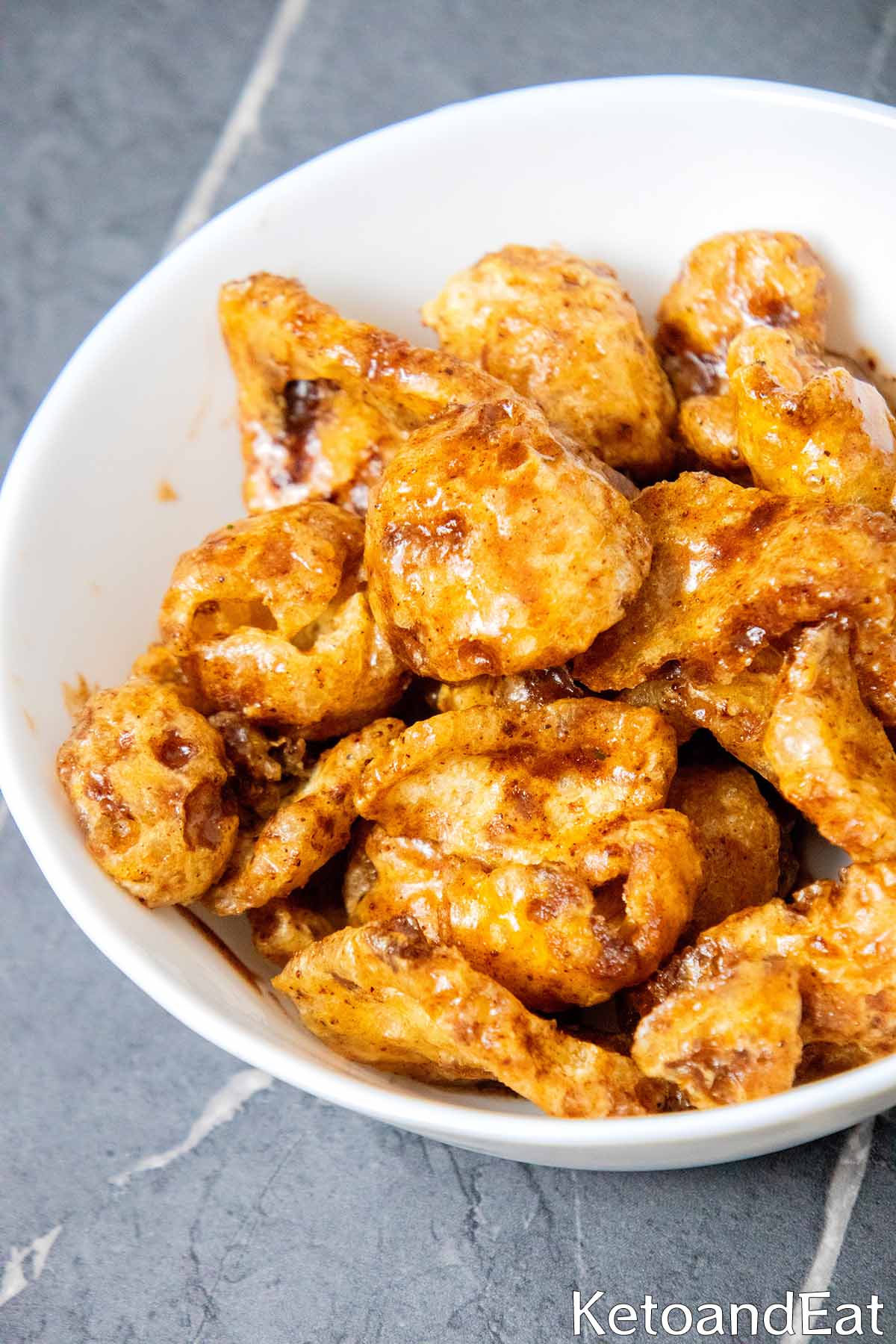 Sweet Pork Rinds Snack