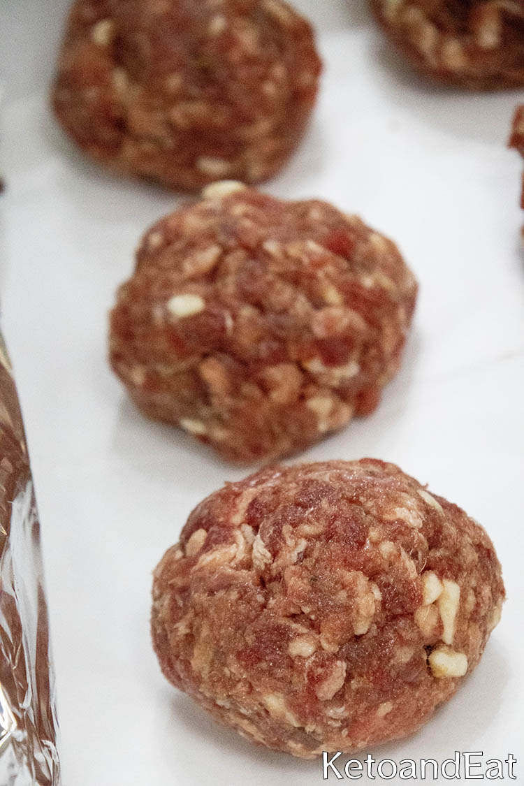 forming Meatballs