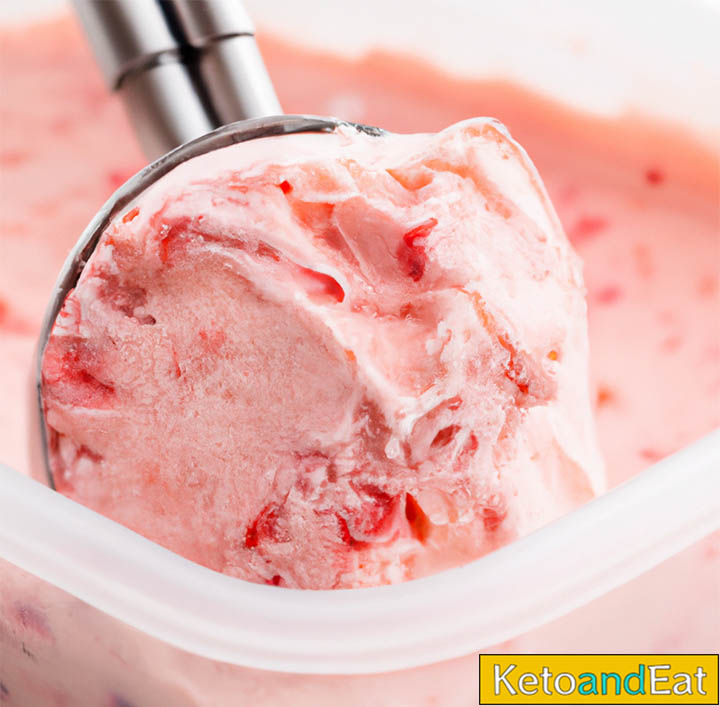 low carb strawberry ice cream 