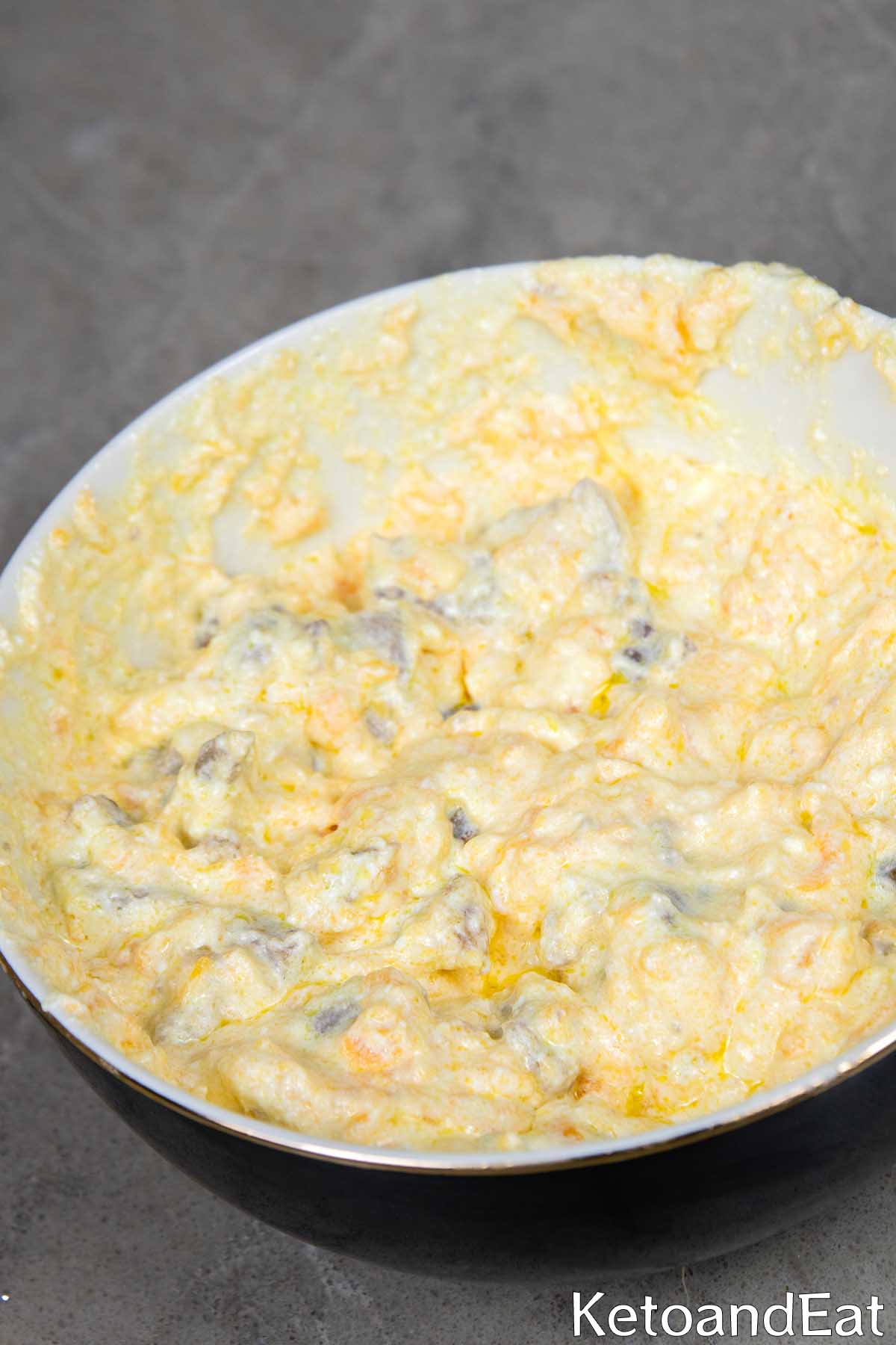 yummy carnivore dip